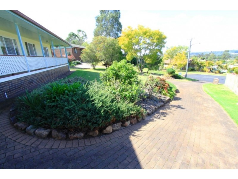 7 Neville Place, Kingaroy QLD 4610