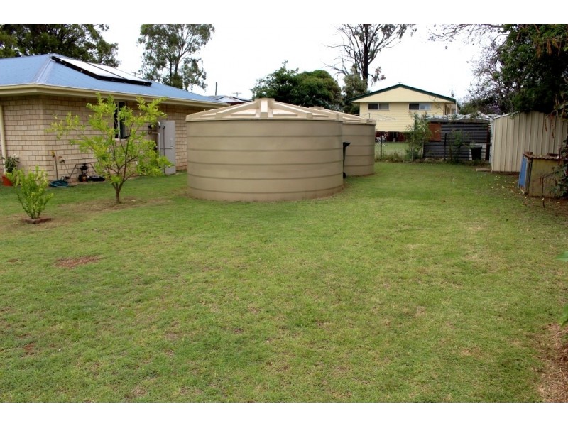 8 West, Kingaroy QLD 4610