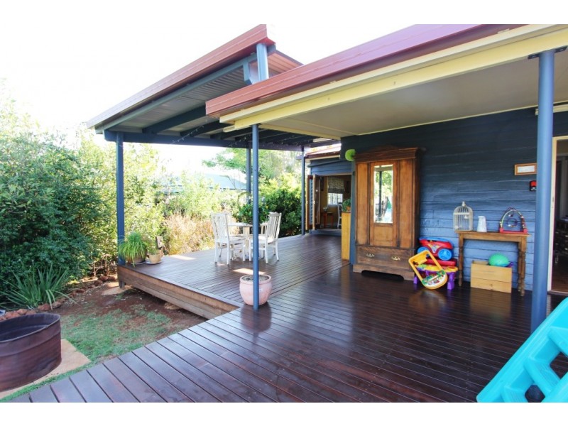 14 Gabbee Street, Kingaroy QLD 4610