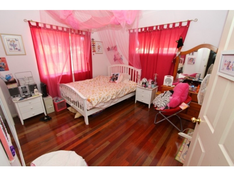 39 Sonaree Drive, Kingaroy QLD 4610