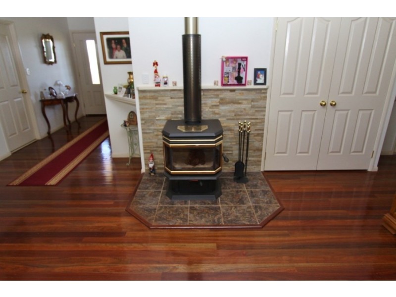 39 Sonaree Drive, Kingaroy QLD 4610