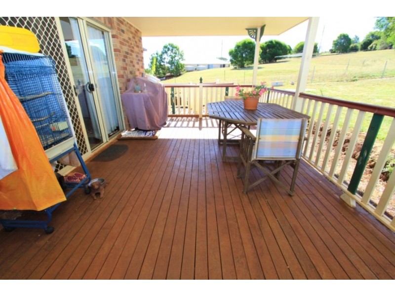 39 Sonaree Drive, Kingaroy QLD 4610