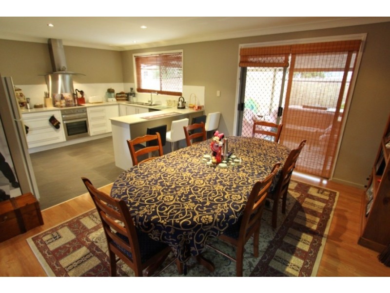 12 Normanby Street, Nanango QLD 4615