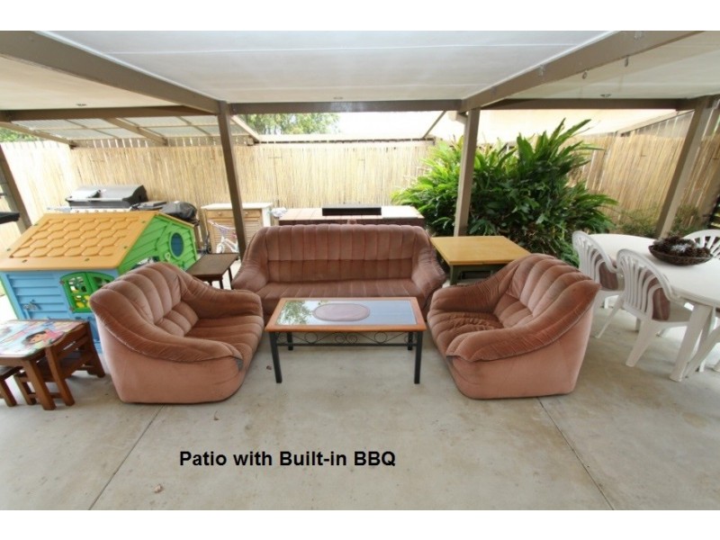 12 Normanby Street, Nanango QLD 4615