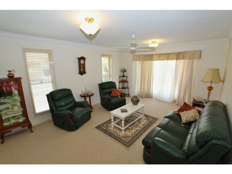 35 Windsor Circle, Kingaroy QLD 4610