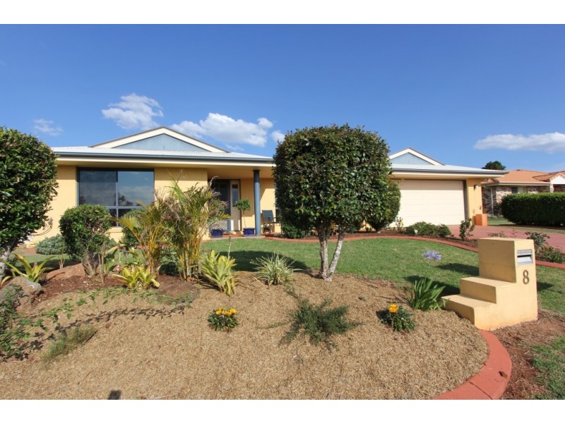 8 Avocado Cres, Kingaroy QLD 4610