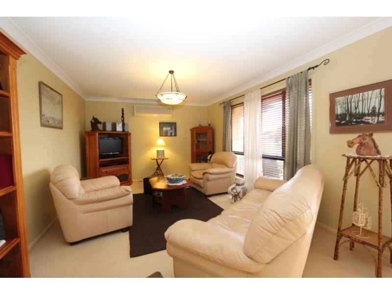 8 Avocado Cres, Kingaroy QLD 4610