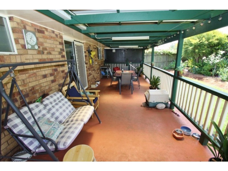 4 Anne Crt, Kingaroy QLD 4610