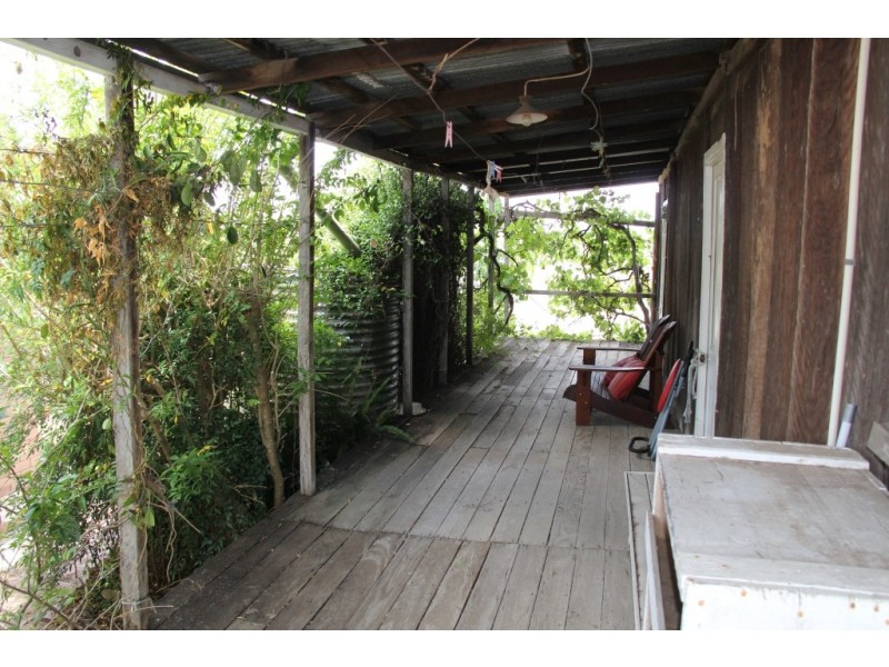 311 d Old boonara, Cinnabar QLD 4600