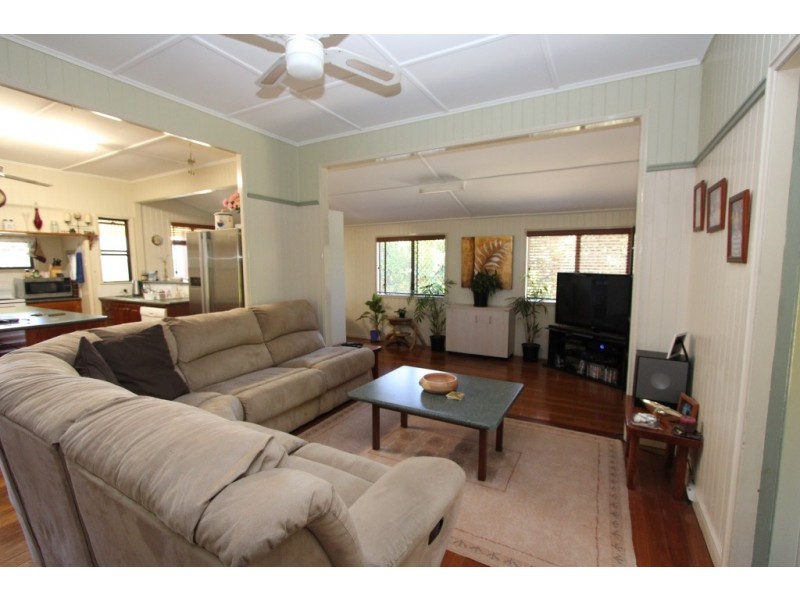 15 Arthur Street, Kingaroy QLD 4610