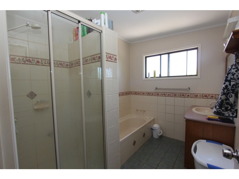 15 Arthur Street, Kingaroy QLD 4610