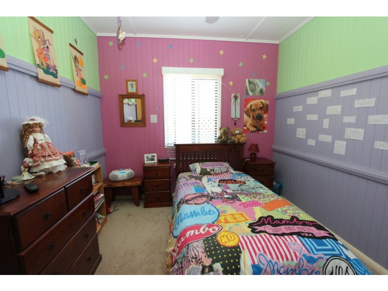 15 Arthur Street, Kingaroy QLD 4610