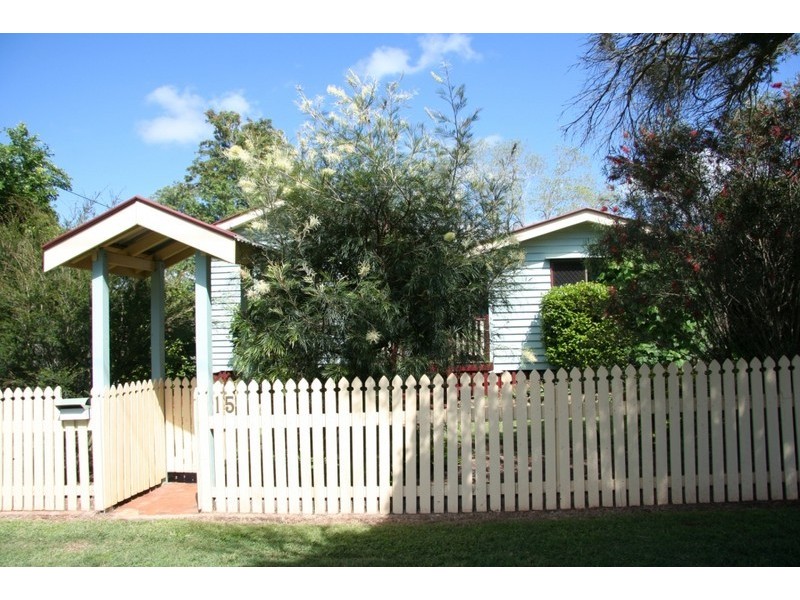 15 Arthur Street, Kingaroy QLD 4610