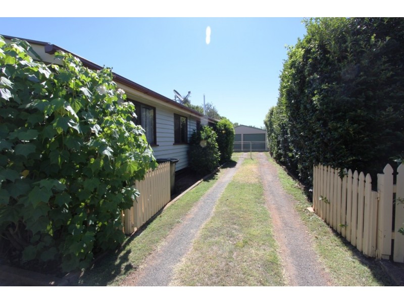 15 Arthur Street, Kingaroy QLD 4610