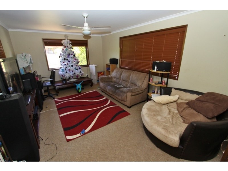 27 Fairview Drive, Kingaroy QLD 4610