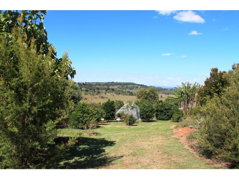22 Macaulay Drive, Kingaroy QLD 4610