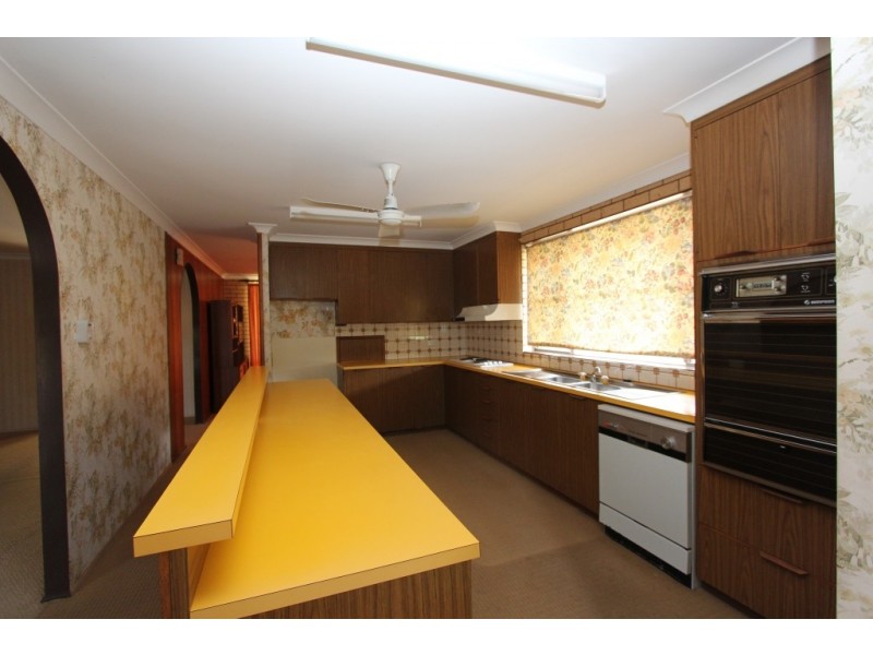 80 Moore St, Kingaroy QLD 4610