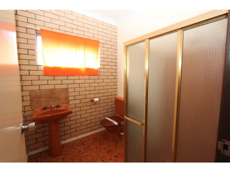 80 Moore St, Kingaroy QLD 4610