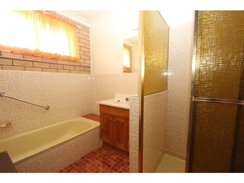 80 Moore St, Kingaroy QLD 4610