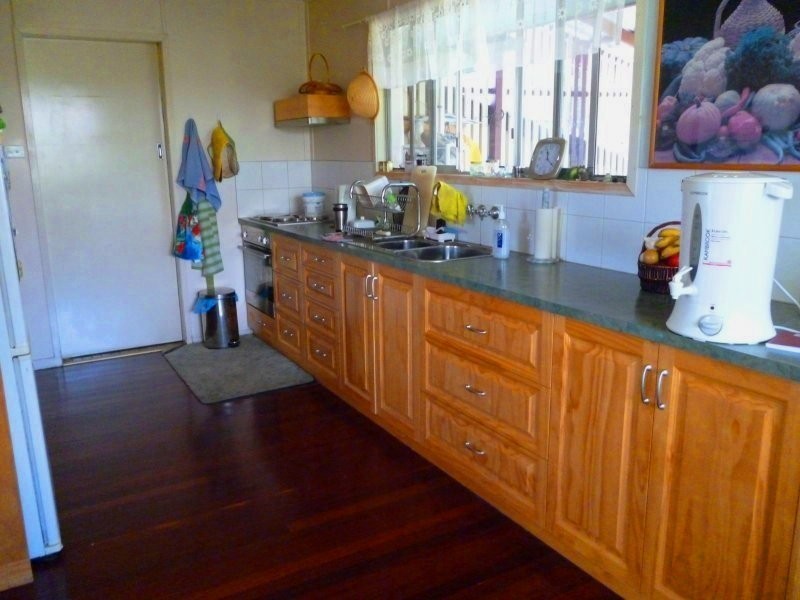 36 Gladys Street, Kingaroy QLD 4610