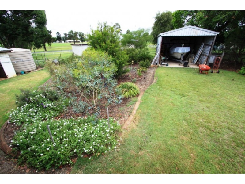 36 Gladys Street, Kingaroy QLD 4610