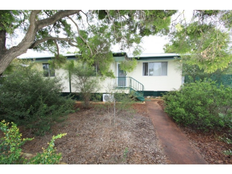 36 Gladys Street, Kingaroy QLD 4610