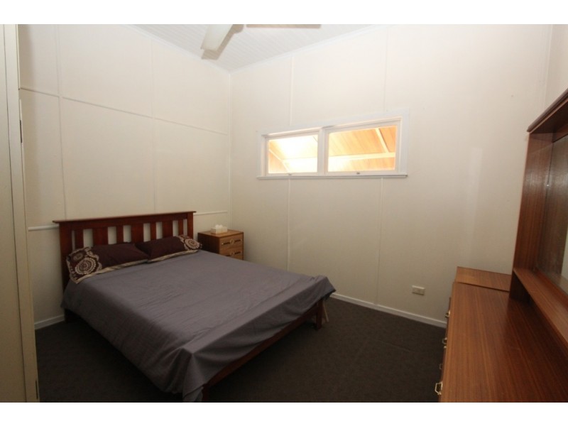 1 Reen St, Kingaroy QLD 4610