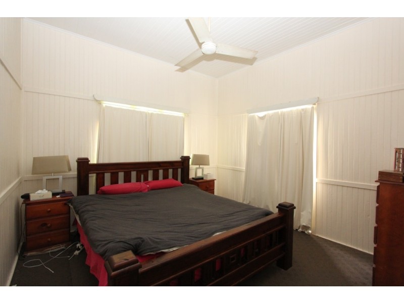 1 Reen St, Kingaroy QLD 4610