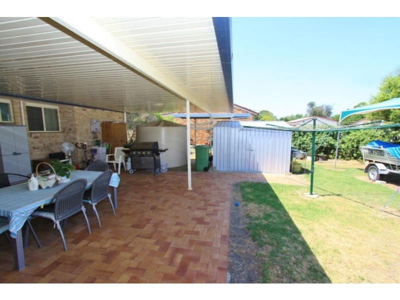 29 Bunker Avenue, Nanango QLD 4615