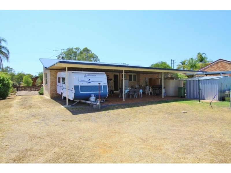 29 Bunker Avenue, Nanango QLD 4615