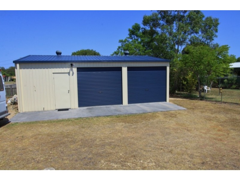 29 Bunker Avenue, Nanango QLD 4615