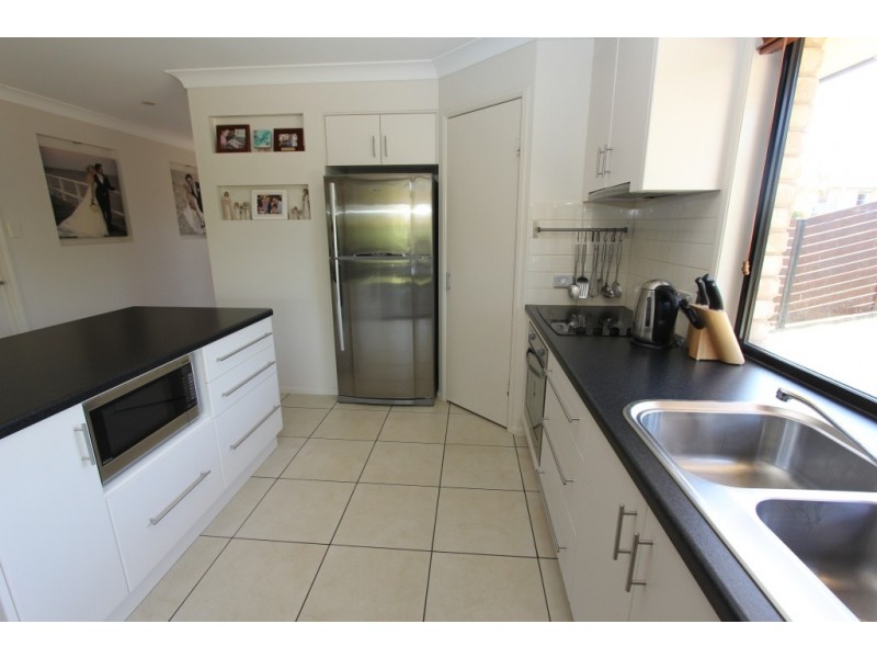 23 Bottlebrush St, Kingaroy QLD 4610