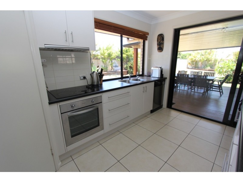 23 Bottlebrush St, Kingaroy QLD 4610