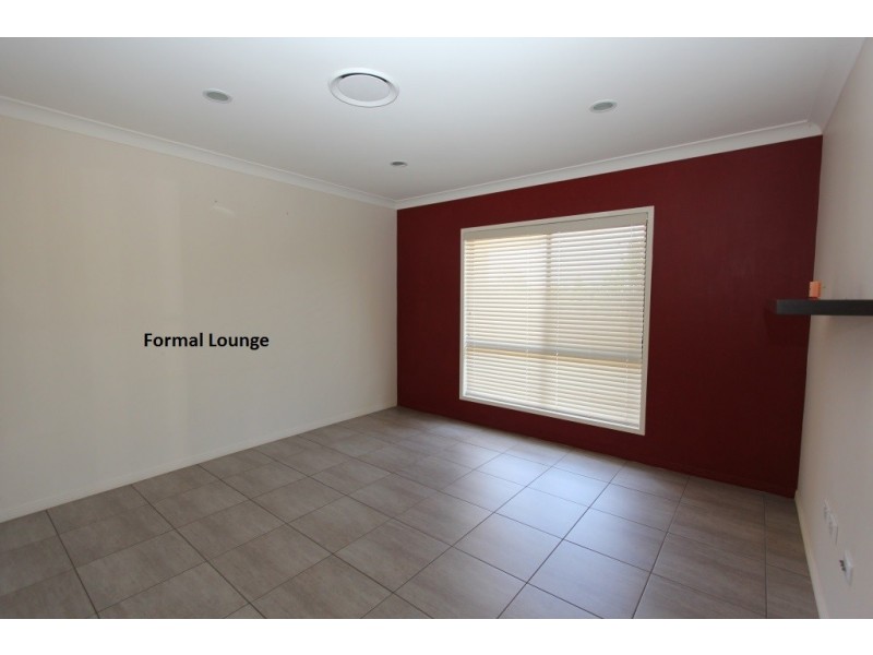 12 Premier Drive, Kingaroy QLD 4610