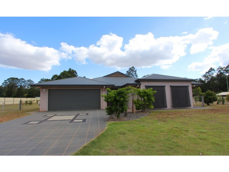 12 Premier Drive, Kingaroy QLD 4610