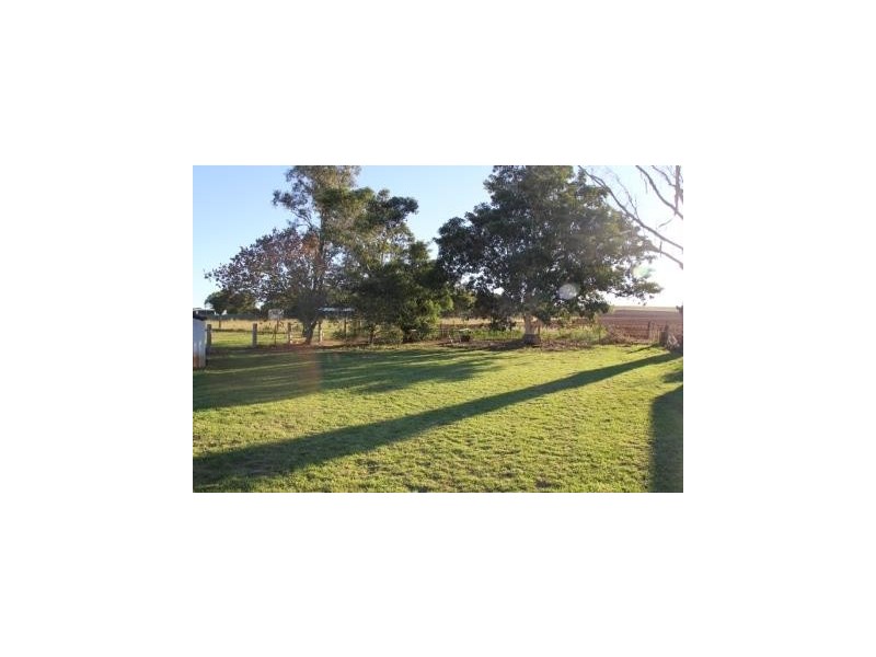 Wooroolin QLD 4608