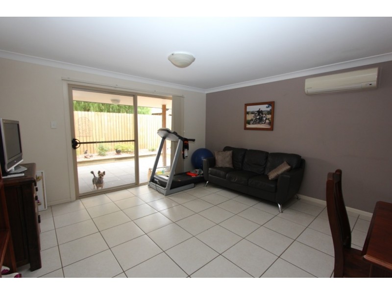 Unit 6, 32-34 James St, Kingaroy QLD 4610
