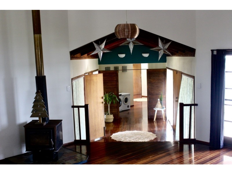 62 Muir Drive, Nanango QLD 4615