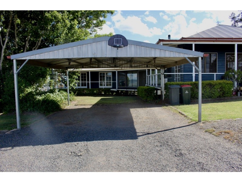 62 Muir Drive, Nanango QLD 4615