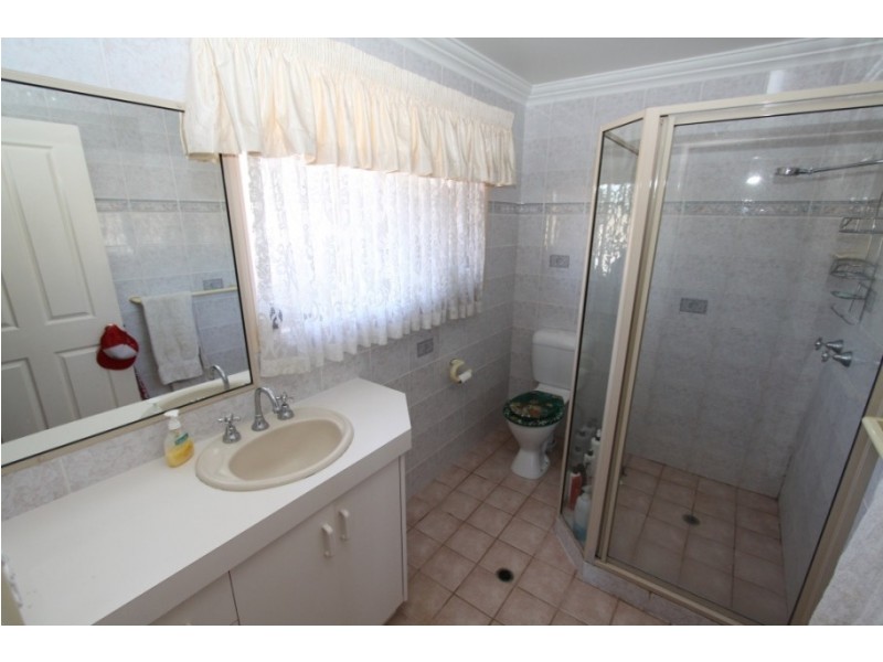 13 Olive Grove, Kingaroy QLD 4610