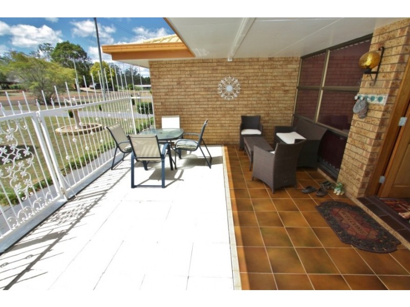 47 Wickham Street, Nanango QLD 4615