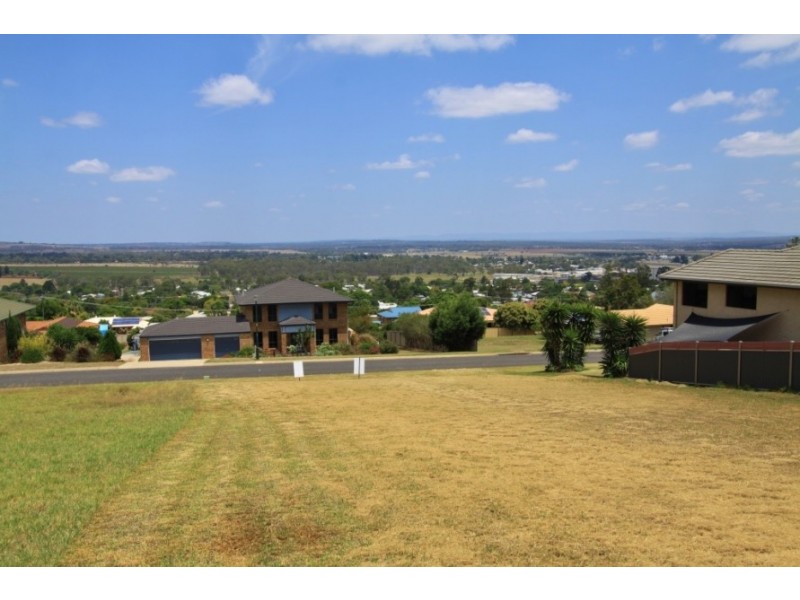 24 Freeman Court, Kingaroy QLD 4610