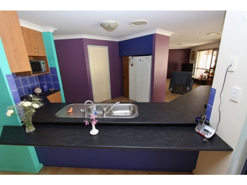 19 Cowie Drive, Kingaroy QLD 4610