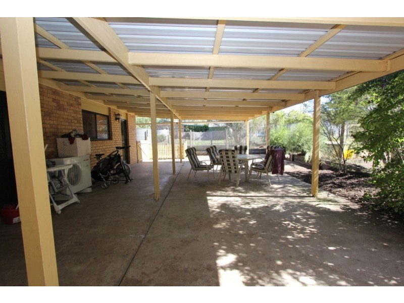 26 McGinley Rd, Nanango QLD 4615