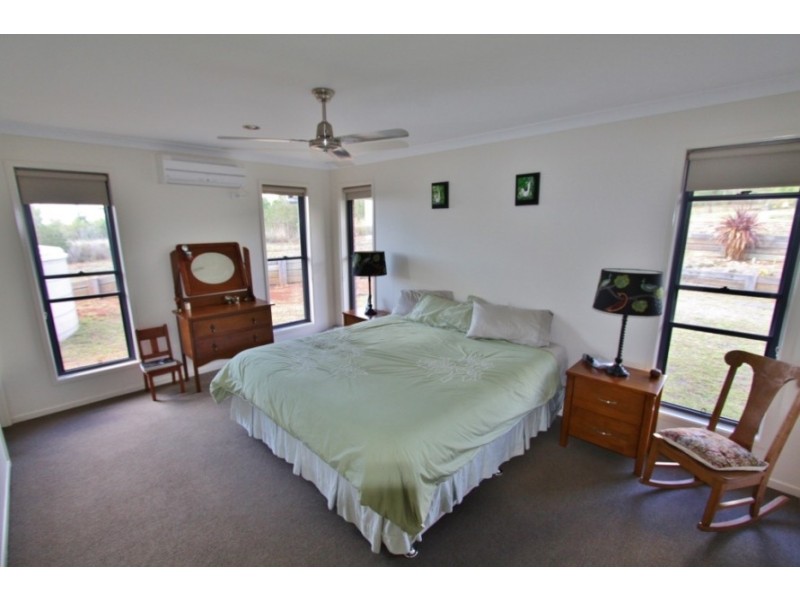 10 Panorama Pde, Kingaroy QLD 4610