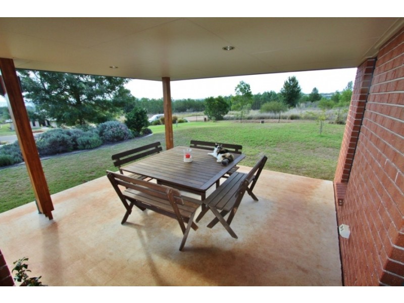 10 Panorama Pde, Kingaroy QLD 4610