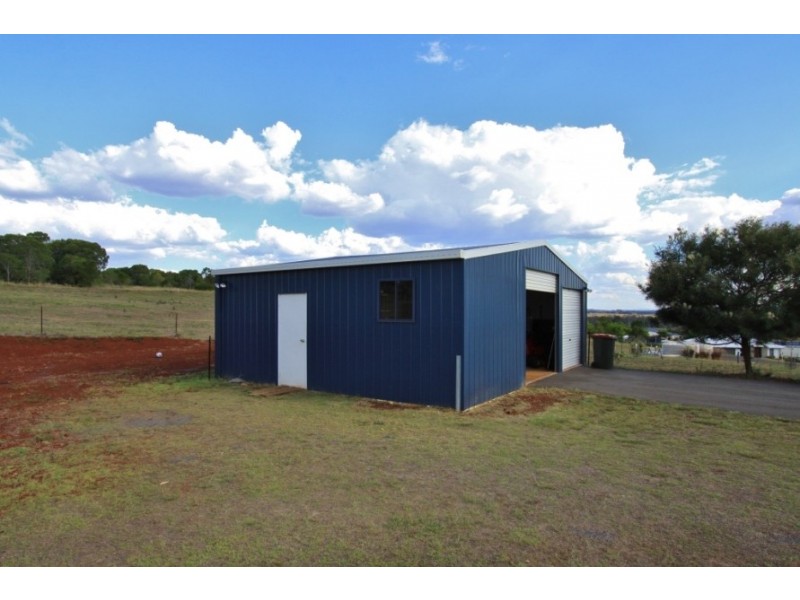10 Panorama Pde, Kingaroy QLD 4610