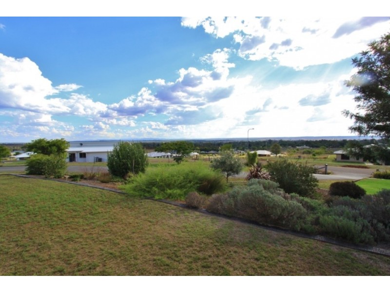 10 Panorama Pde, Kingaroy QLD 4610