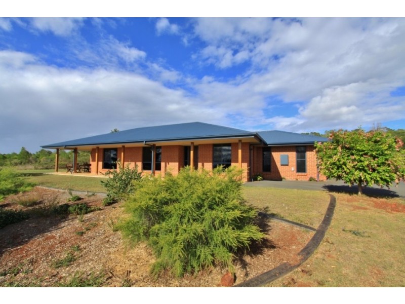 10 Panorama Pde, Kingaroy QLD 4610