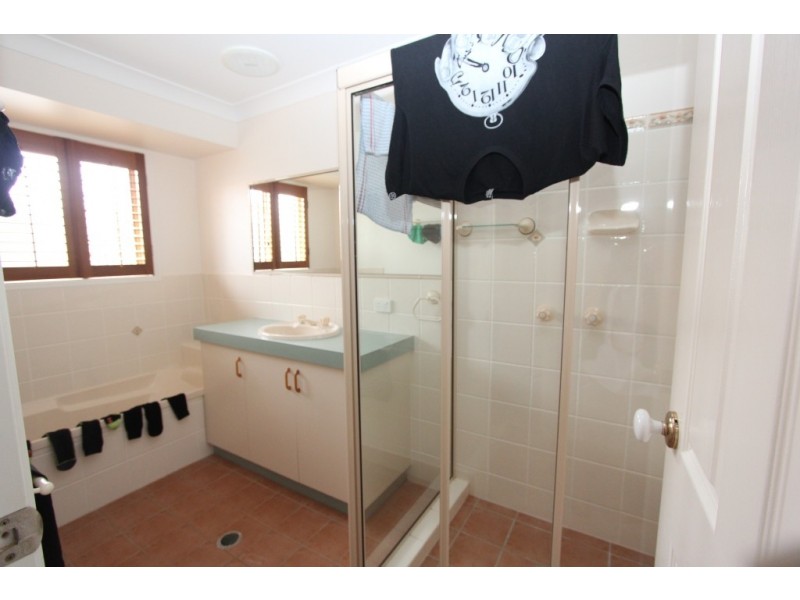 50 Cowie Drive, Kingaroy QLD 4610